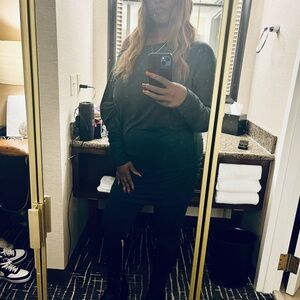 BN shirt (was supposed to be a set but was sent 2 of the same shirts) xl